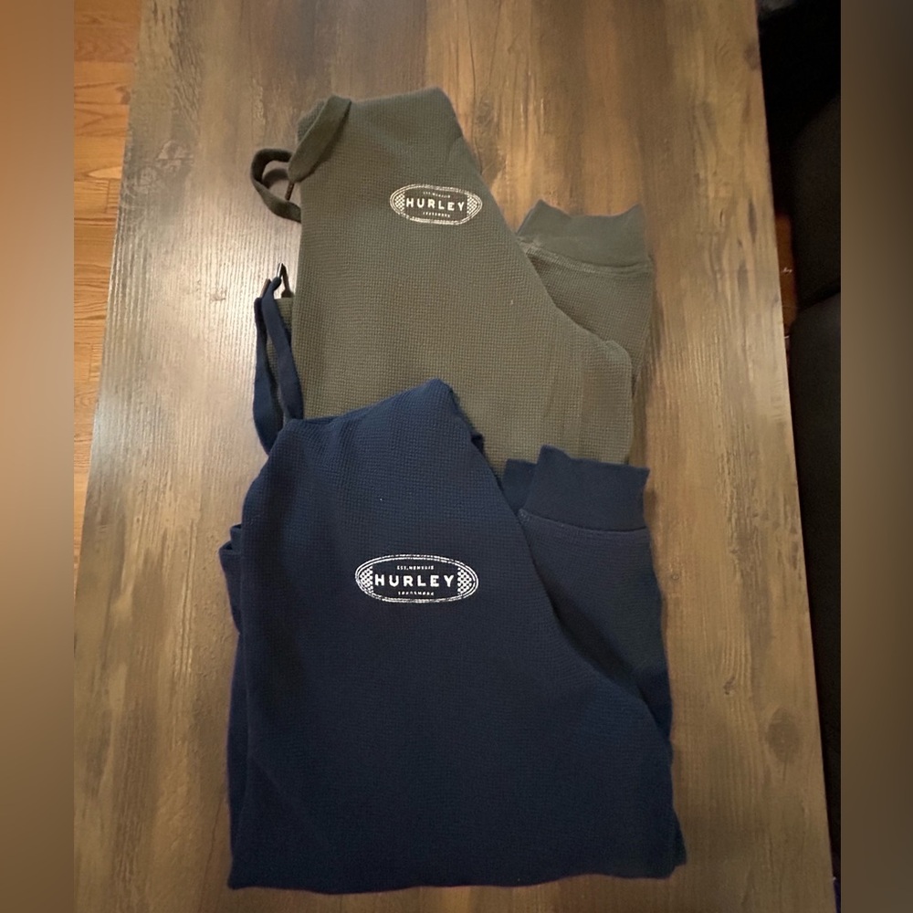 Men’s Hurley Long sleeve hooded thermal tees in size Large